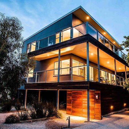 Point Lonsdale Holiday Apartments (Adults Only) Queenscliff Exterior photo