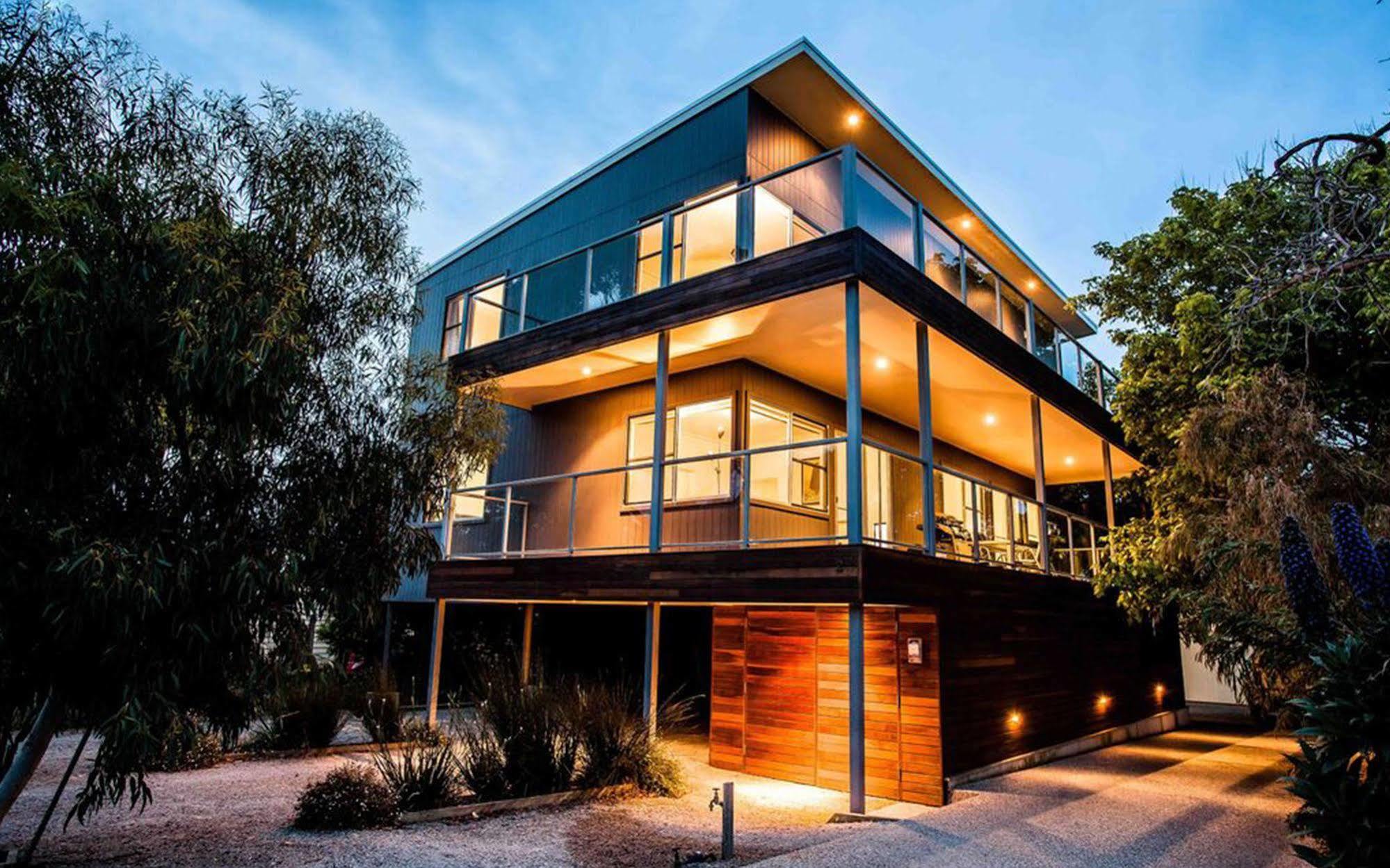 Point Lonsdale Holiday Apartments (Adults Only) Queenscliff Exterior photo