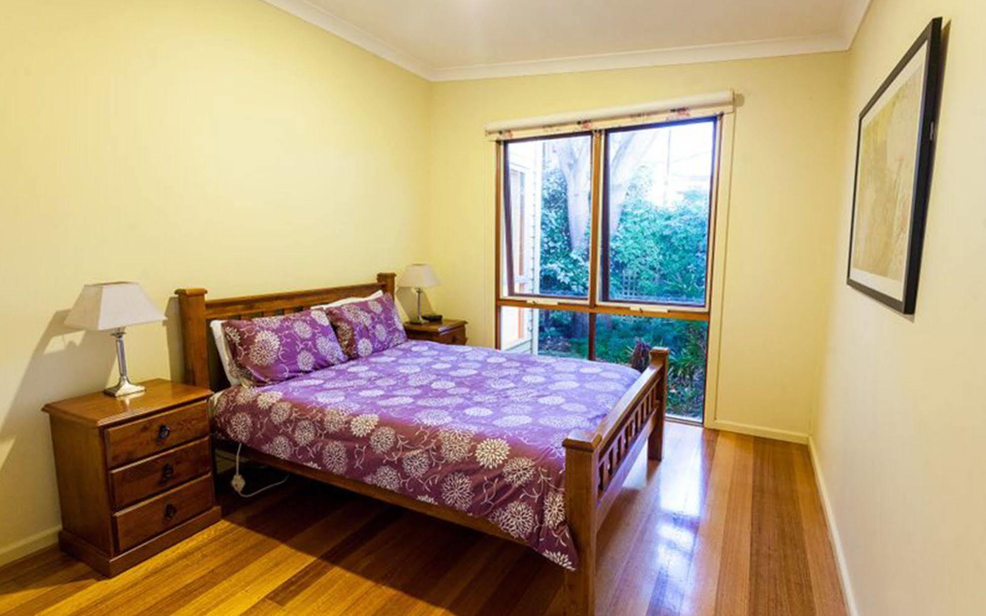 Point Lonsdale Holiday Apartments (Adults Only) Queenscliff Exterior photo